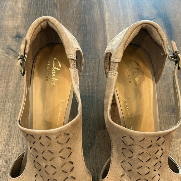 Clarks Artisan Jenness Energy Peep Toe Pump - Picture 4 of 10